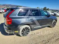 2022 Volvo XC90 photo