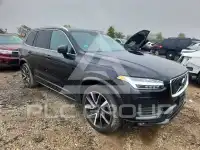2022 Volvo XC90 фото