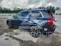 2022 Volvo XC90 фото