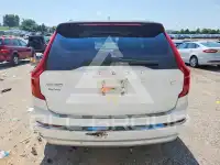 2022 Volvo XC90 photo