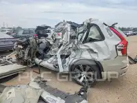 2022 Volvo XC90 фото