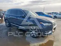 2022 Volvo XC90 фото