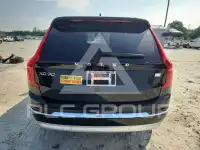 2022 Volvo XC90 фото