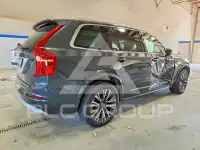 2022 Volvo XC90 фото