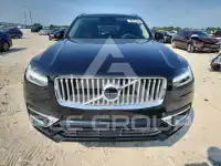 2022 Volvo XC90 фото