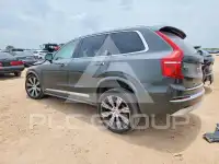 2022 Volvo XC90 photo
