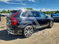 2022 Volvo XC90 фото