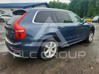 2022 Volvo XC90 фото