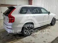 2022 Volvo XC90 photo