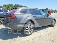 2022 Volvo V90 фото