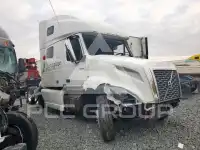 2022 Volvo VNL фото