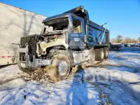 2022 Volvo VHD фото
