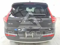 2022 Volvo XC40 photo