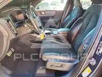 2022 Volvo XC40 фото