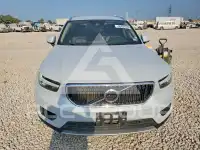 2022 Volvo XC40 фото