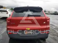 2022 Volvo XC40 фото