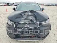 2022 Volvo XC40 фото