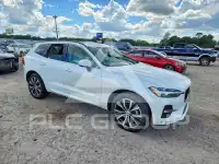 2022 Volvo XC60 фото