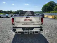 2022 GMC Sierra photo