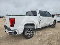 2022 GMC Sierra photo