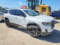 2022 GMC ACADIA photo