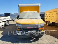 2022 GMC Savana photo