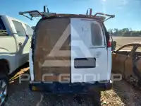 2022 GMC Savana фото