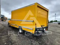 2022 GMC Savana фото