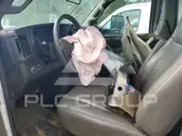 2022 GMC Savana фото