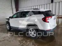 2022 GMC TERRAIN photo