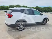 2022 GMC TERRAIN photo