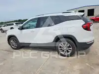 2022 GMC TERRAIN photo