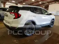 2022 GMC TERRAIN photo
