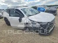 2022 GMC TERRAIN photo