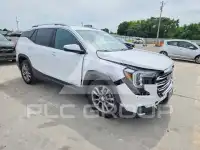 2022 GMC TERRAIN photo