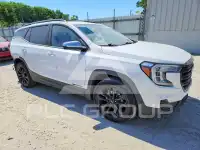 2022 GMC TERRAIN photo