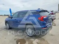 2022 GMC TERRAIN photo