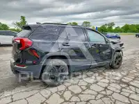 2022 GMC TERRAIN photo