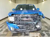 2022 GMC CANYON photo