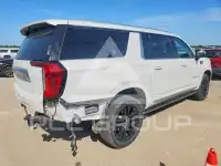 2022 GMC YUKON фото