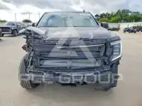 2022 GMC YUKON photo