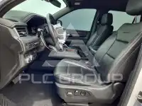 2022 GMC YUKON photo
