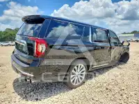 2022 GMC YUKON photo