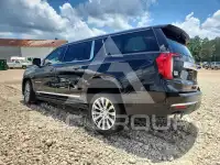 2022 GMC YUKON photo