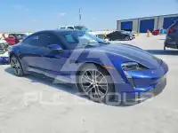 2022 Porsche Taycan фото