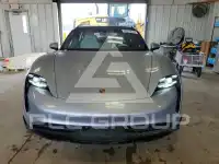 2022 Porsche Taycan photo