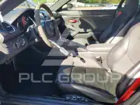 2022 Porsche Cayman photo