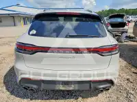 2022 Porsche MACAN photo