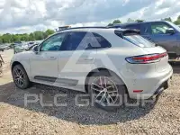2022 Porsche MACAN photo
