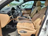 2022 Porsche MACAN photo